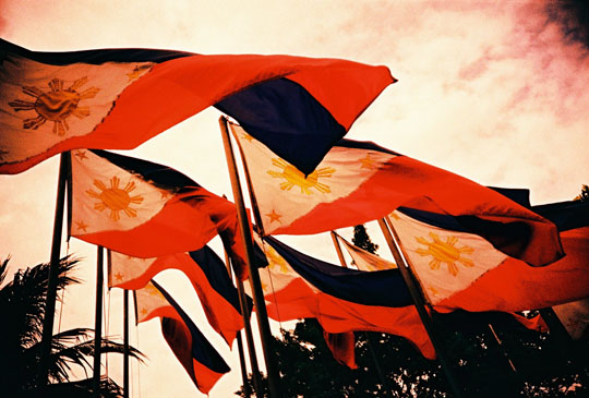 Philippine flags Photo by Jimmy Hilario via technograph