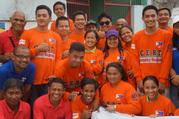 The young people of Barangay 62 in Tacloban City have signed up for Emergency Response training. Photo taken on Nov. 4, 2014.